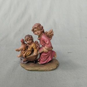 Angel figurine
